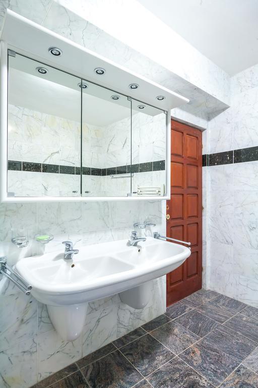 Villa & Apartments Perasto المظهر الخارجي الصورة
