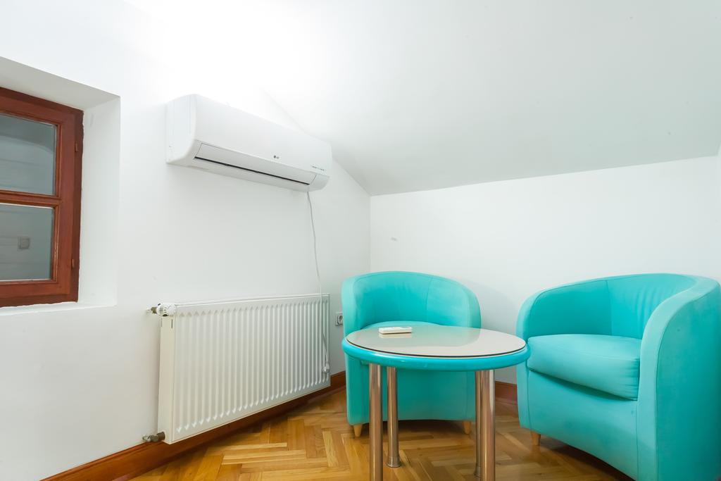 Villa & Apartments Perasto المظهر الخارجي الصورة